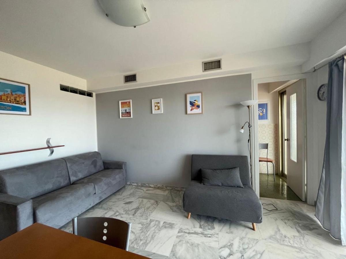 Studio Climatise Avec Terrasse Face Mer A Menton - Fr-1-196-208 Exteriör bild