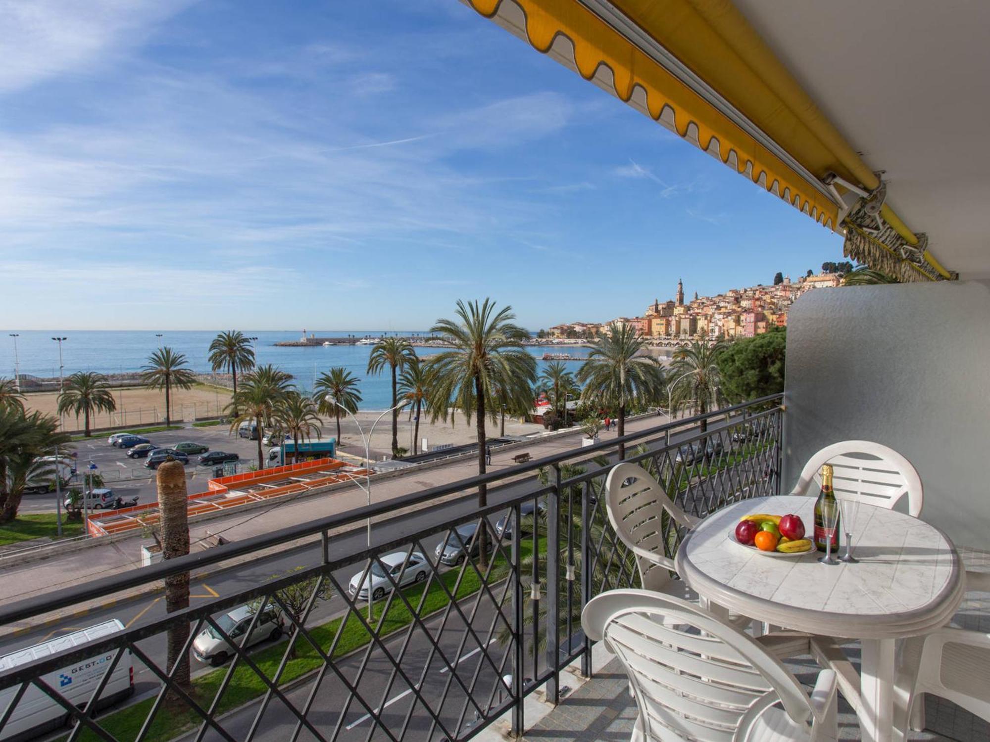 Studio Climatise Avec Terrasse Face Mer A Menton - Fr-1-196-208 Exteriör bild